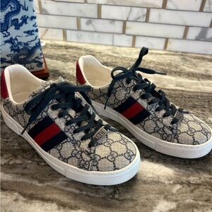 Gucci Ace Sneakers with Navy and Red Accents